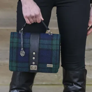 Irish Shoulder Bag With Pockets